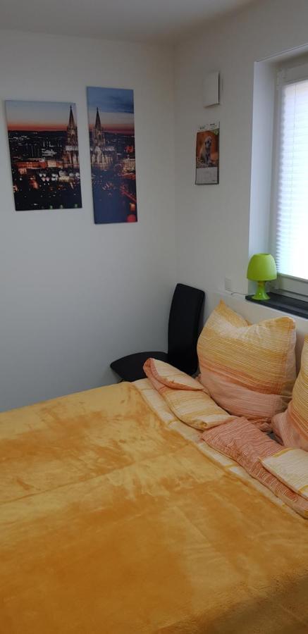 Ferienwohnung Klein Und Fein Erftstadt Exterior foto