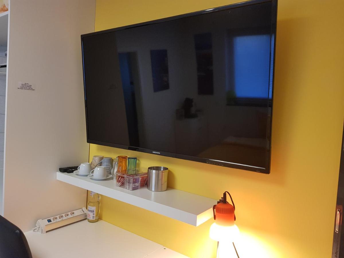 Ferienwohnung Klein Und Fein Erftstadt Exterior foto